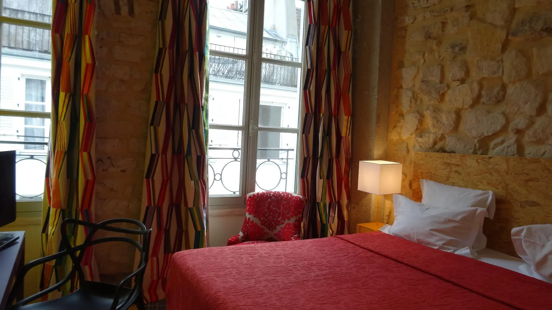 ***  Hotel Du Prince De Conti Paris France